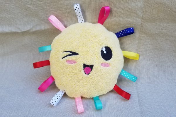 Sunny Ribbon Plush - Image 3