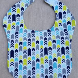 Reversible Small Bib - Cool Arrows